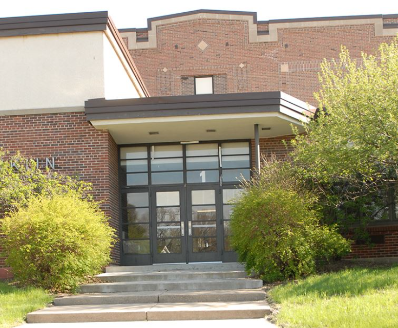  Franklin Elementary School exterior